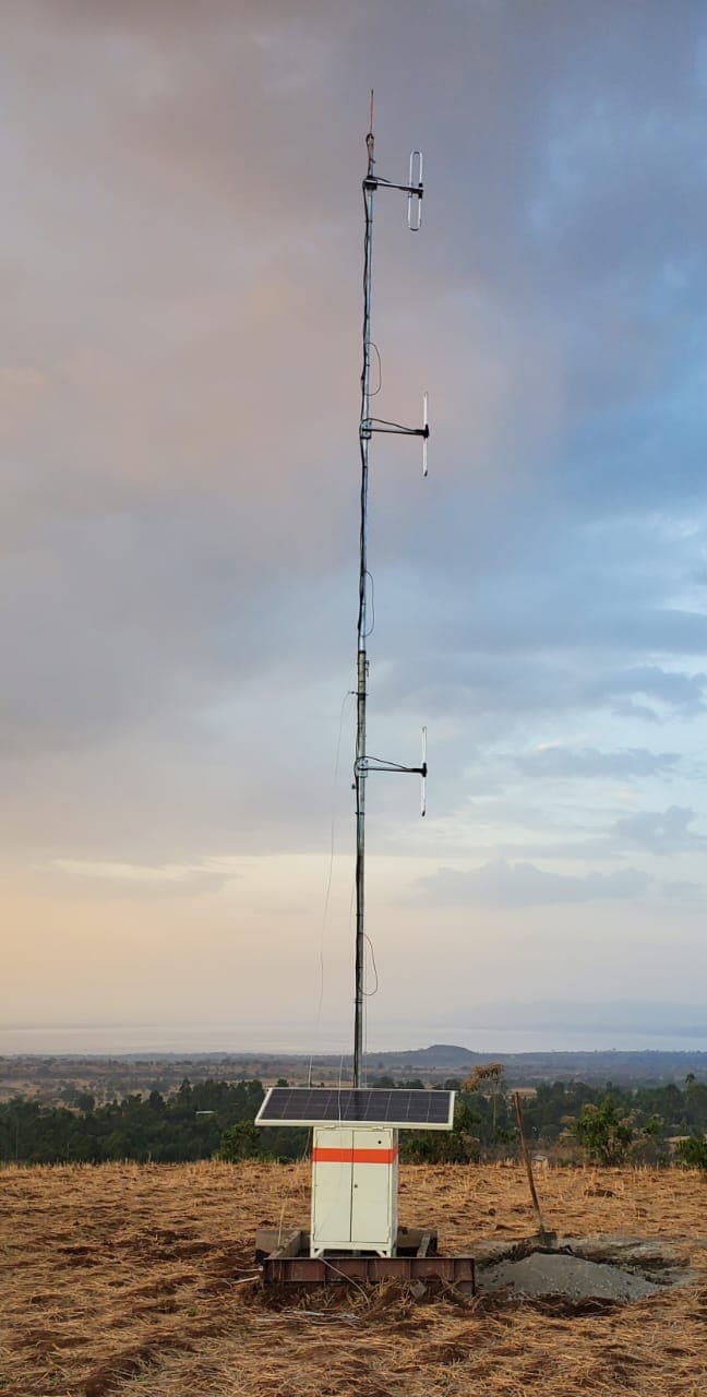 Solar-powered radio communication