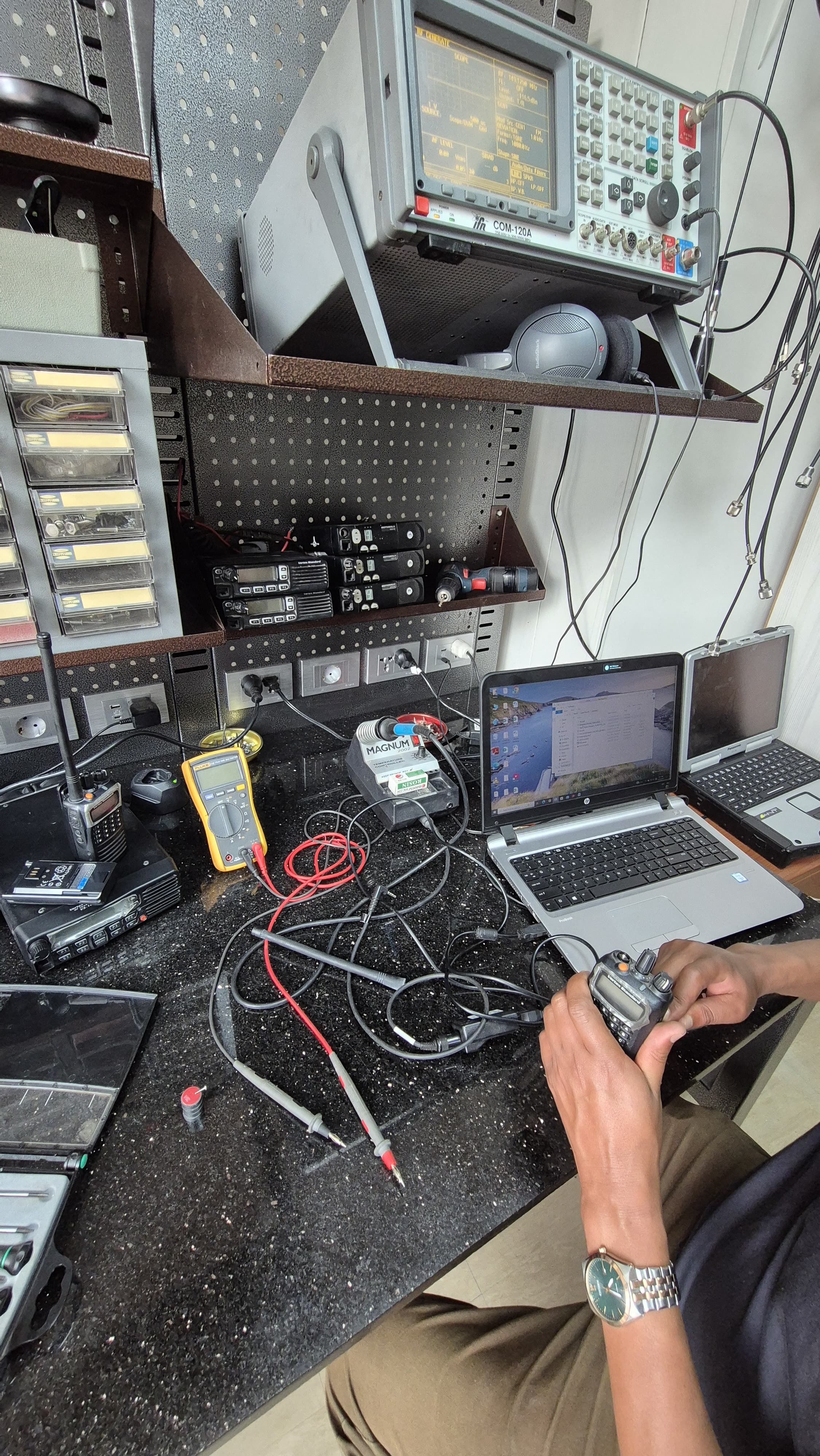 Cable management and equipment integration in workshop